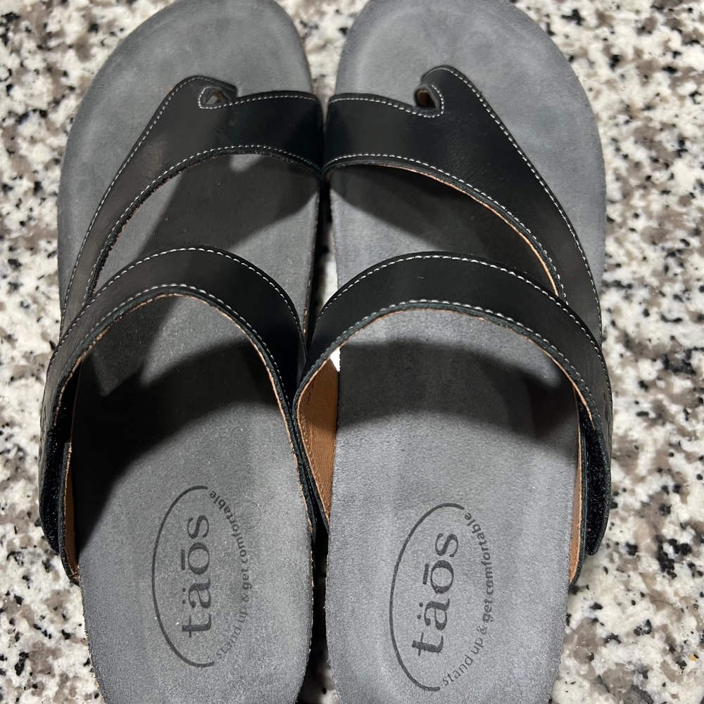 Womens Taos Lola Sandals